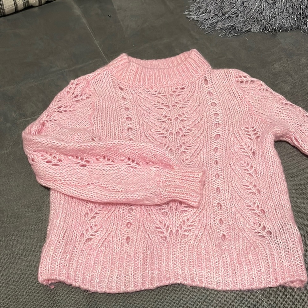 H&M sweatshirt